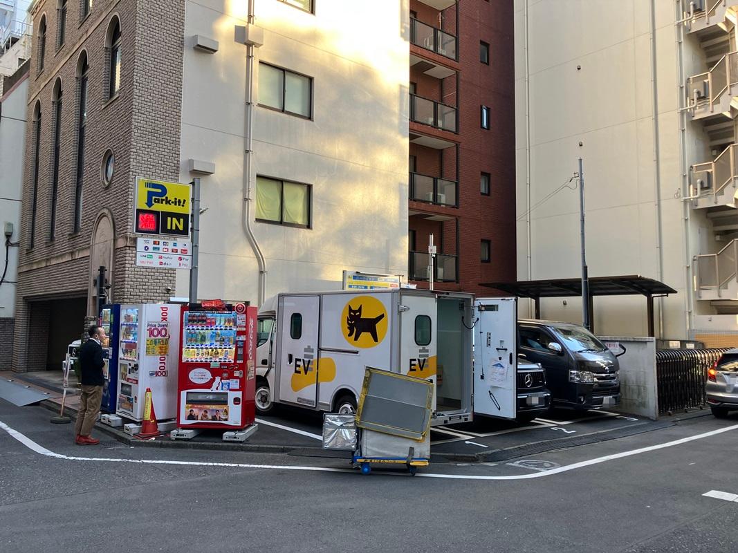 パークイット新宿御苑前