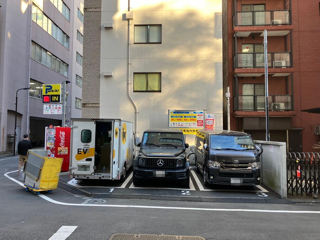 パークイット新宿御苑前 3