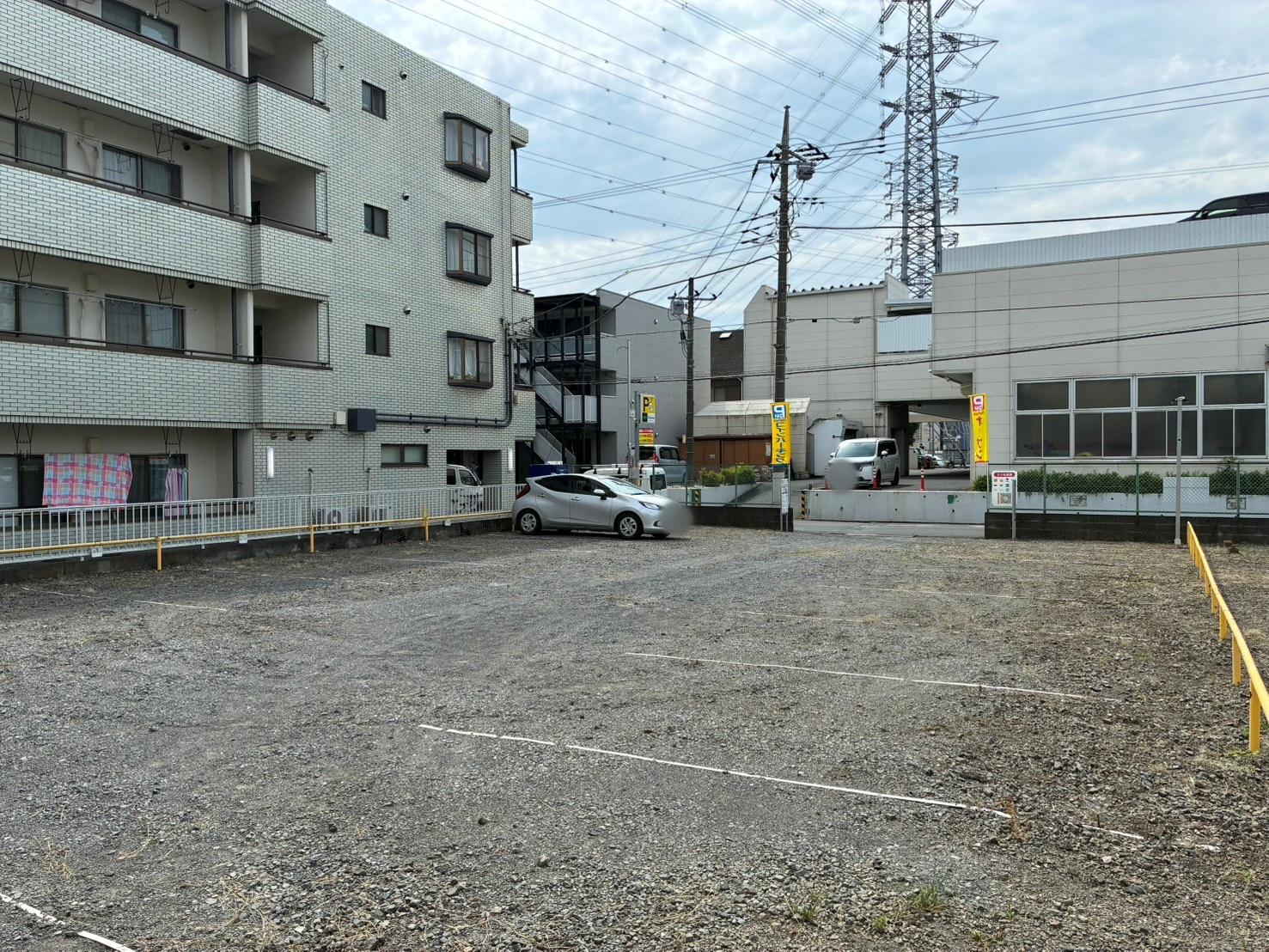 ONE PARKS八王子高倉町 2