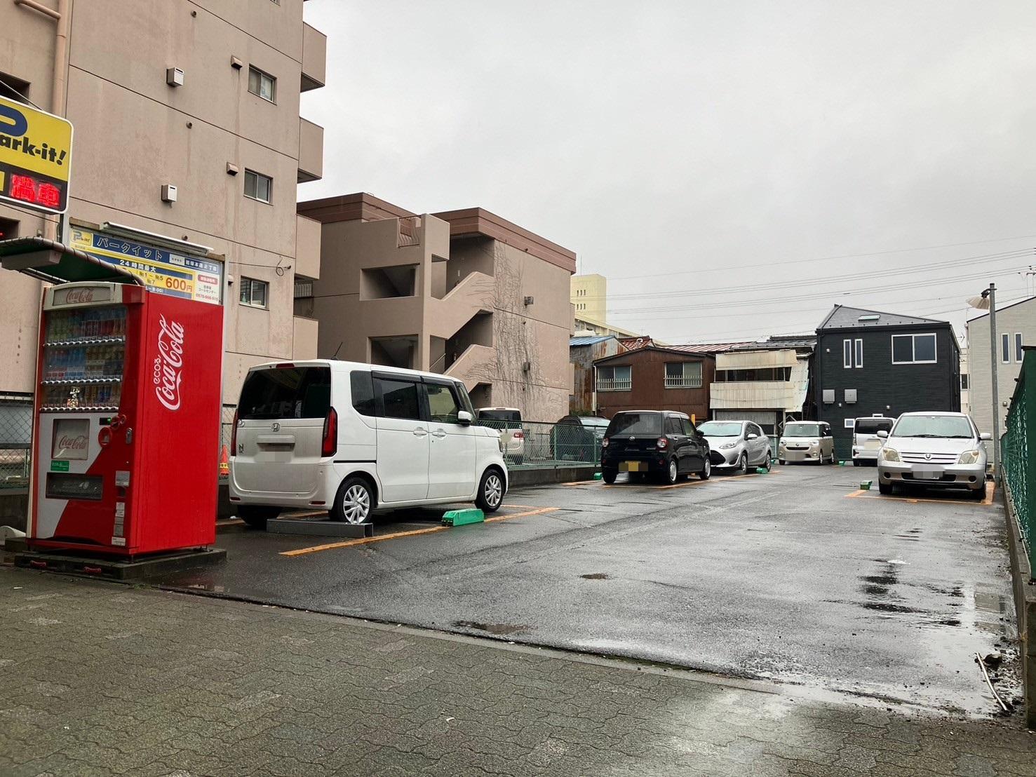 パークイット岩塚本通2丁目