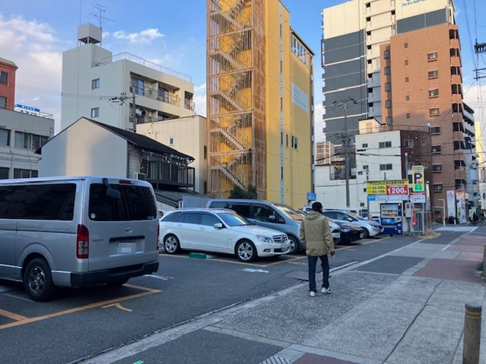 ONE PARK西中島南方駅前 3