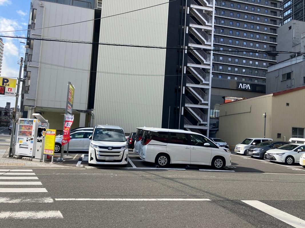 ONE PARK難波元町 2