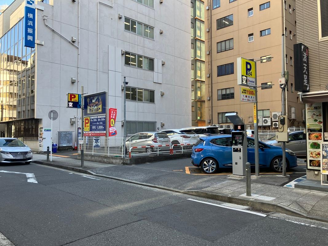 ONE PARK横浜南仲通 3